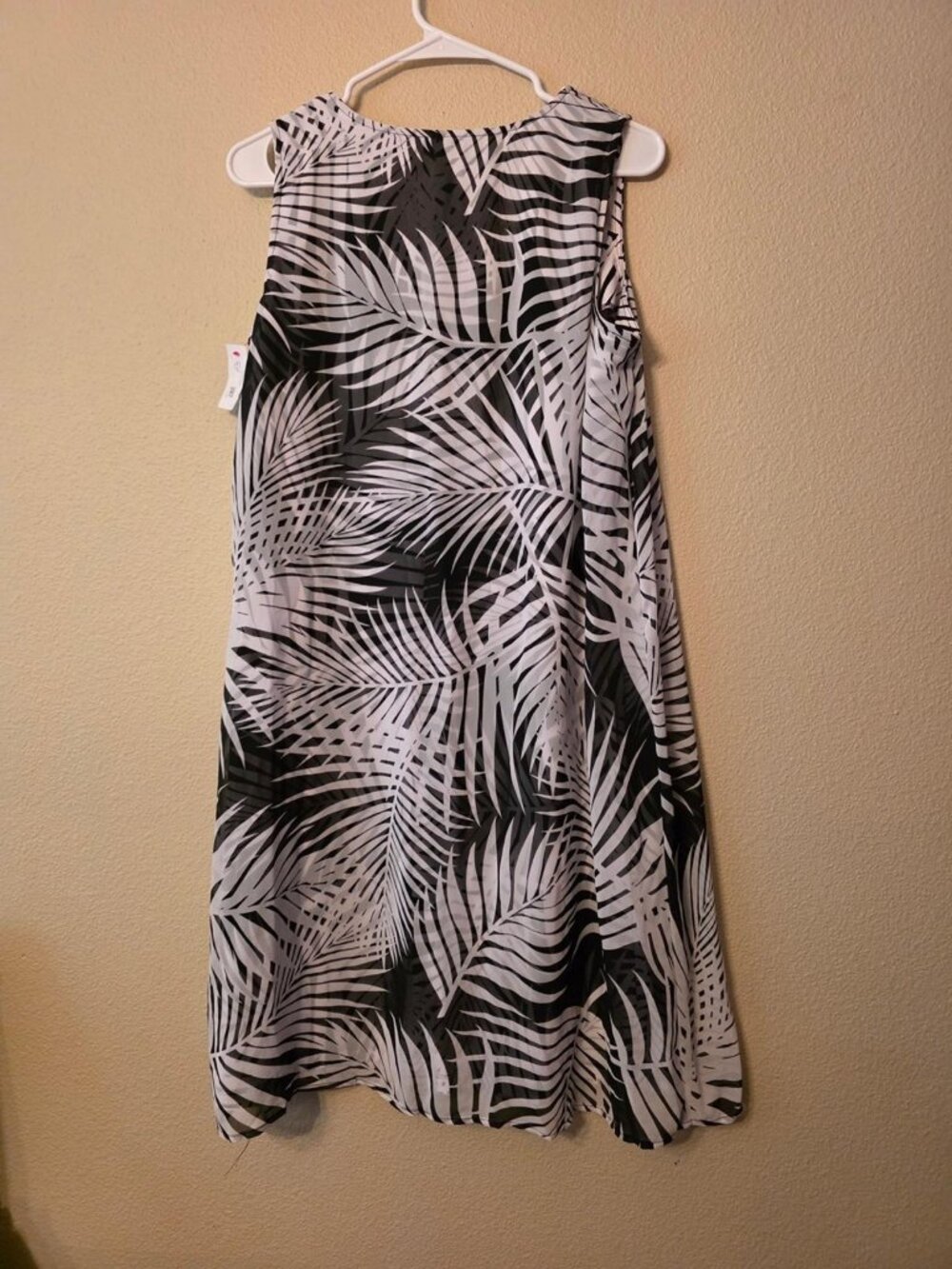 Black and White Palm-Print